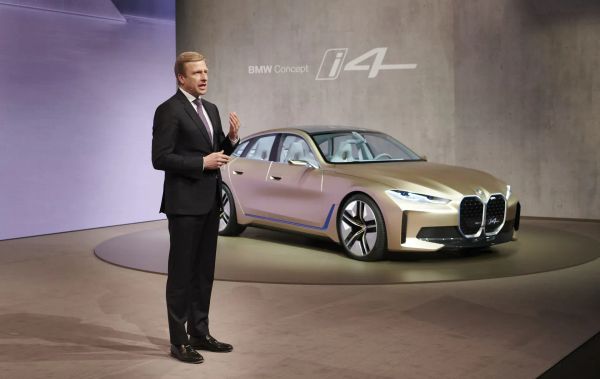 BMW 2035: Análisis Integral de su Estrategia de Descarbonización y el Futuro de sus Vehículos