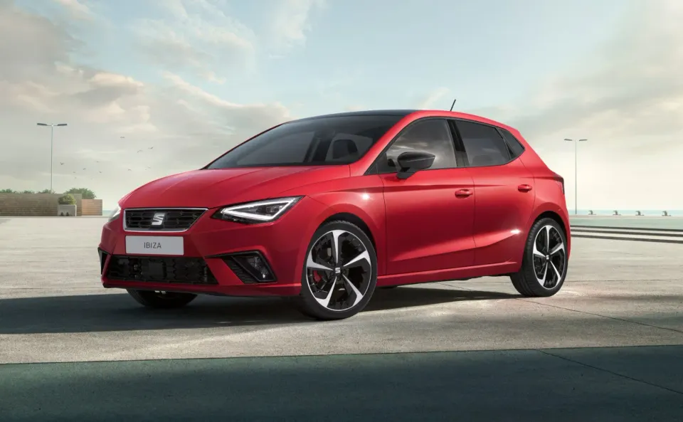 SEAT 2025: Transformación Digital y el Lanzamiento de su Urbano Eléctrico - Estrategia Integral