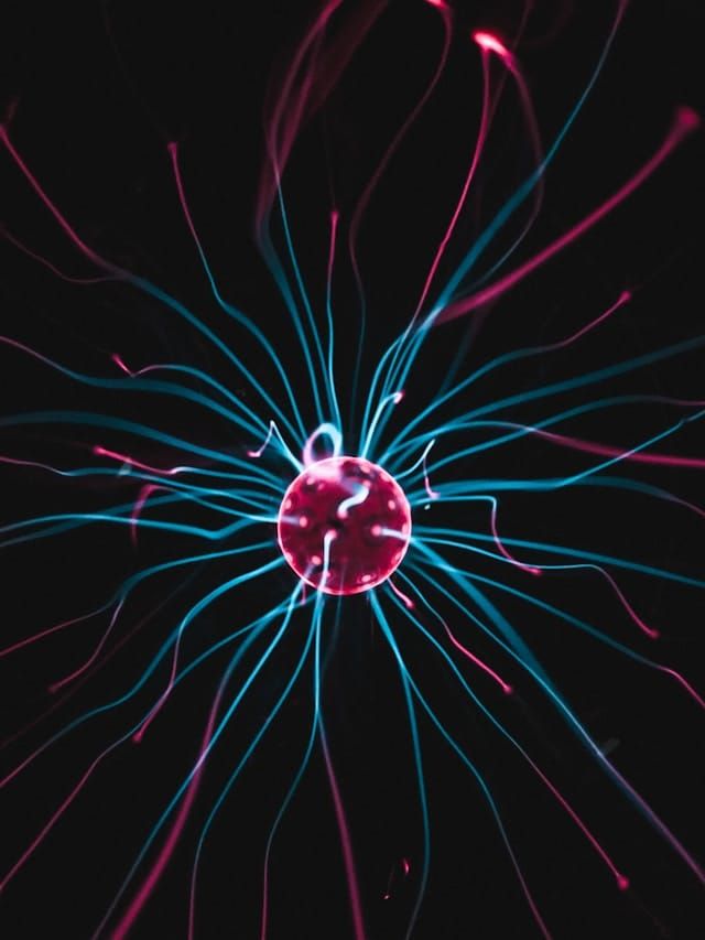Why Big Things Don't Act Weird: How Quantum Entanglement Explains Our Normal World