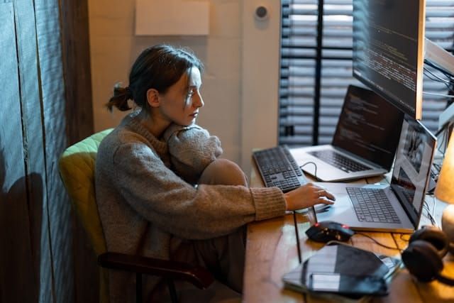 Same Job, Fewer Workers: Why Technology May Bring Mass Unemployment