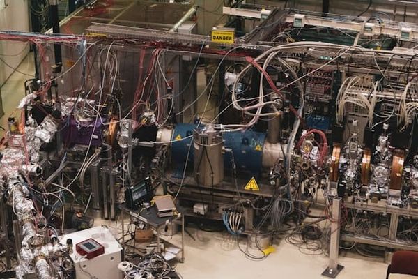 History of Quantum Entanglement