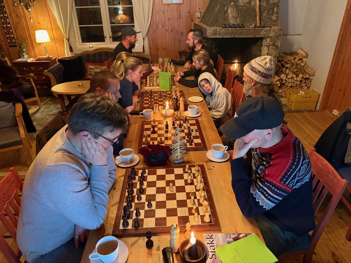 Sjakklubben er i gang