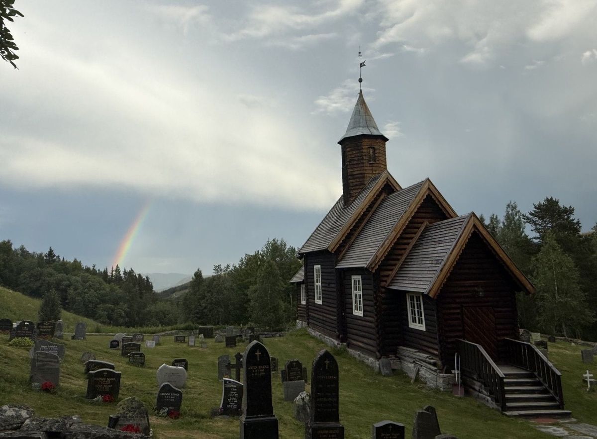 Kirkeklokkene ringte for kongen