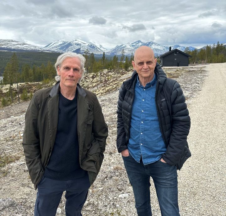 Nye eiere overtar hyttefeltet ved Atnasjø Kafé