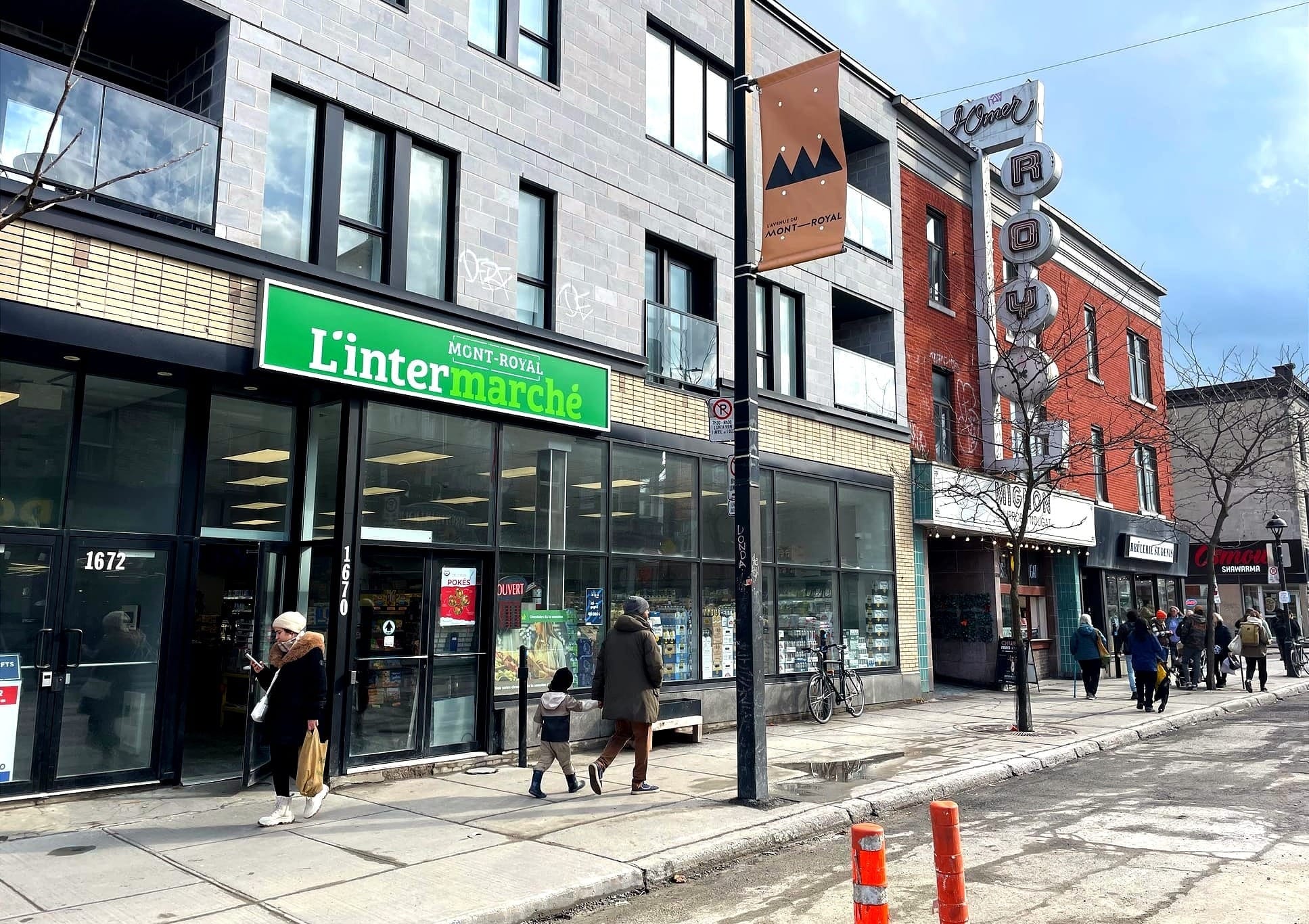 La façade de L'intermarché Mont-Royal.