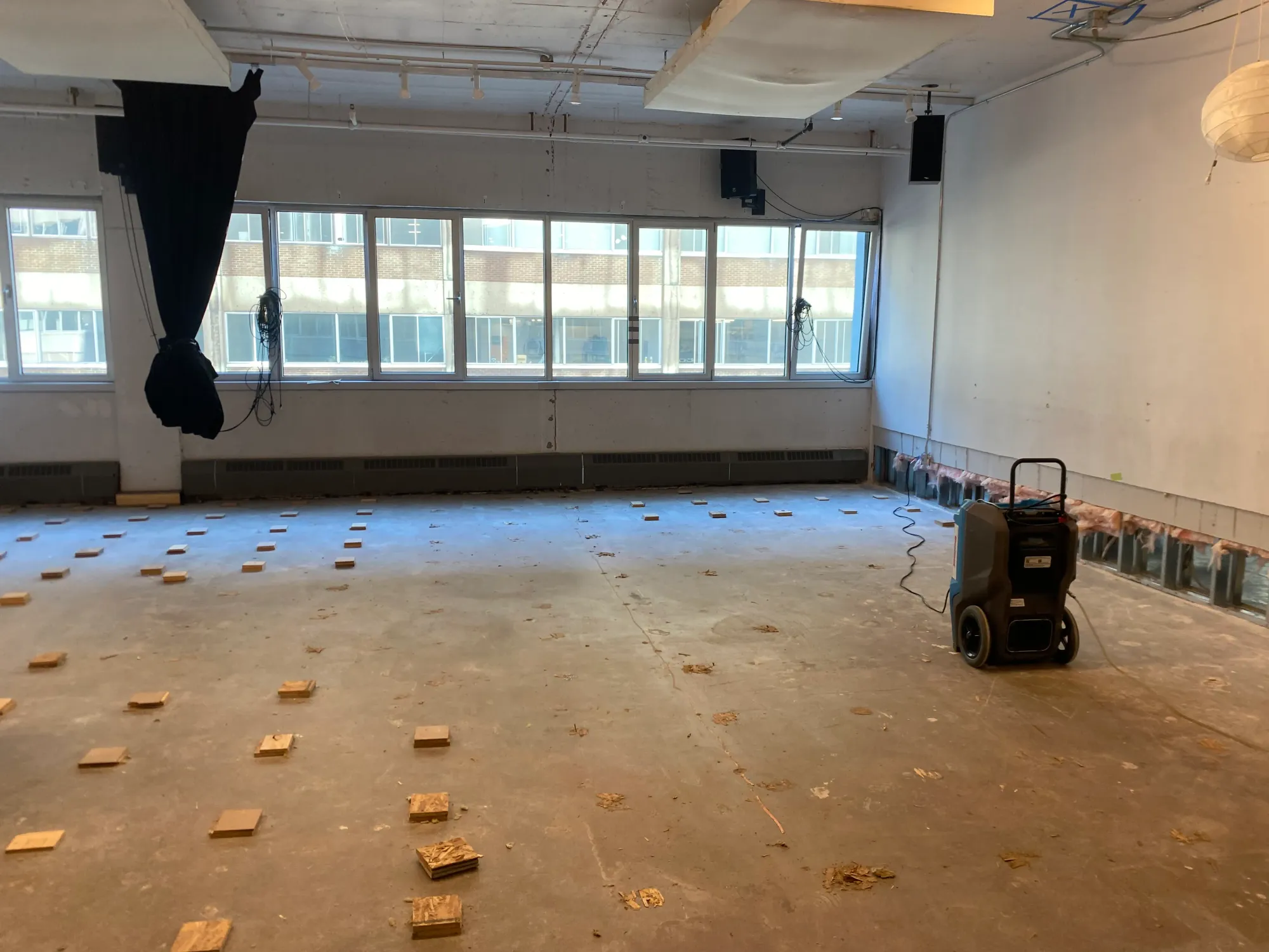 Plancher nu du Studio ED, sans le plancher