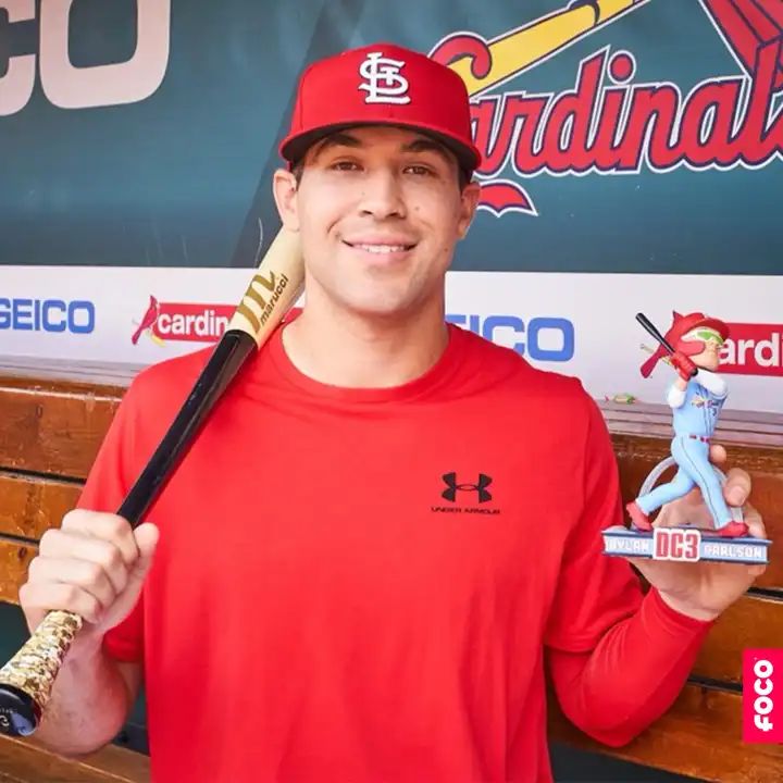 Cubs should try a wrong-way platoon