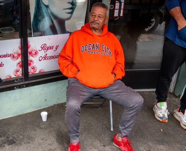 Inquirer shows unusual balance in immigration story