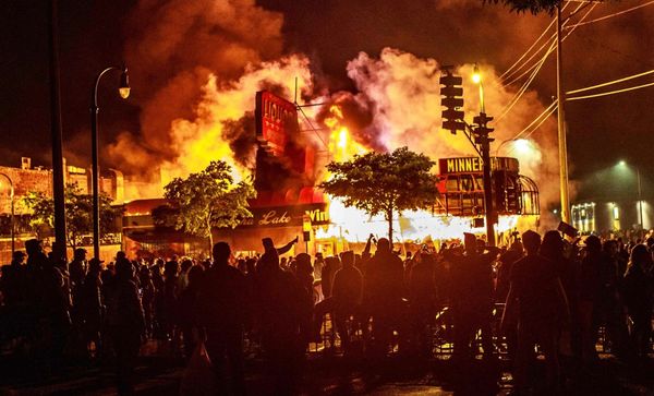 This time, Gov. Walz decides to be on guard