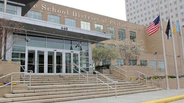 Q: How does a student fail in Philly? A: He doesn’t