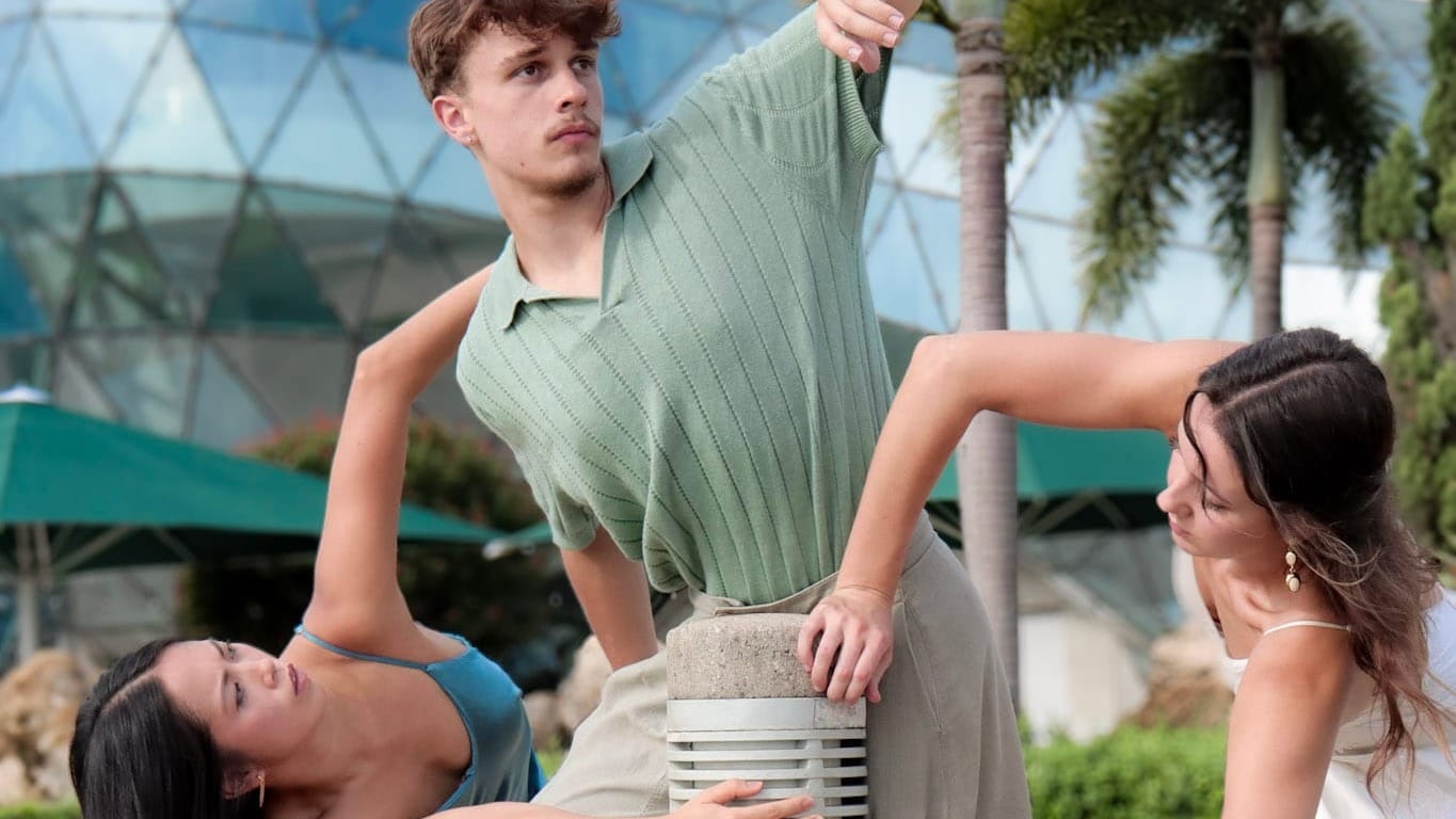 When Movement Meets Mural: projectALCHEMY Brings Surrealism to Life at The Dalí