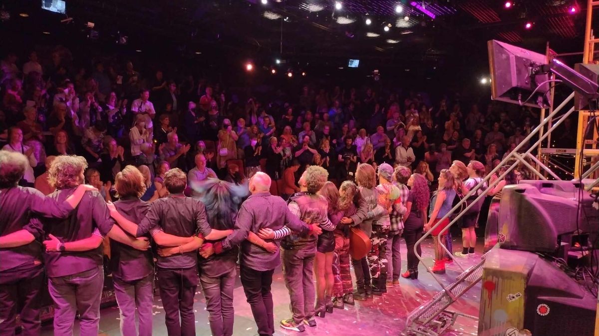 Some Theatres Say Subscriptions Are Dying. In Tampa Bay, We Don’t Really Know.