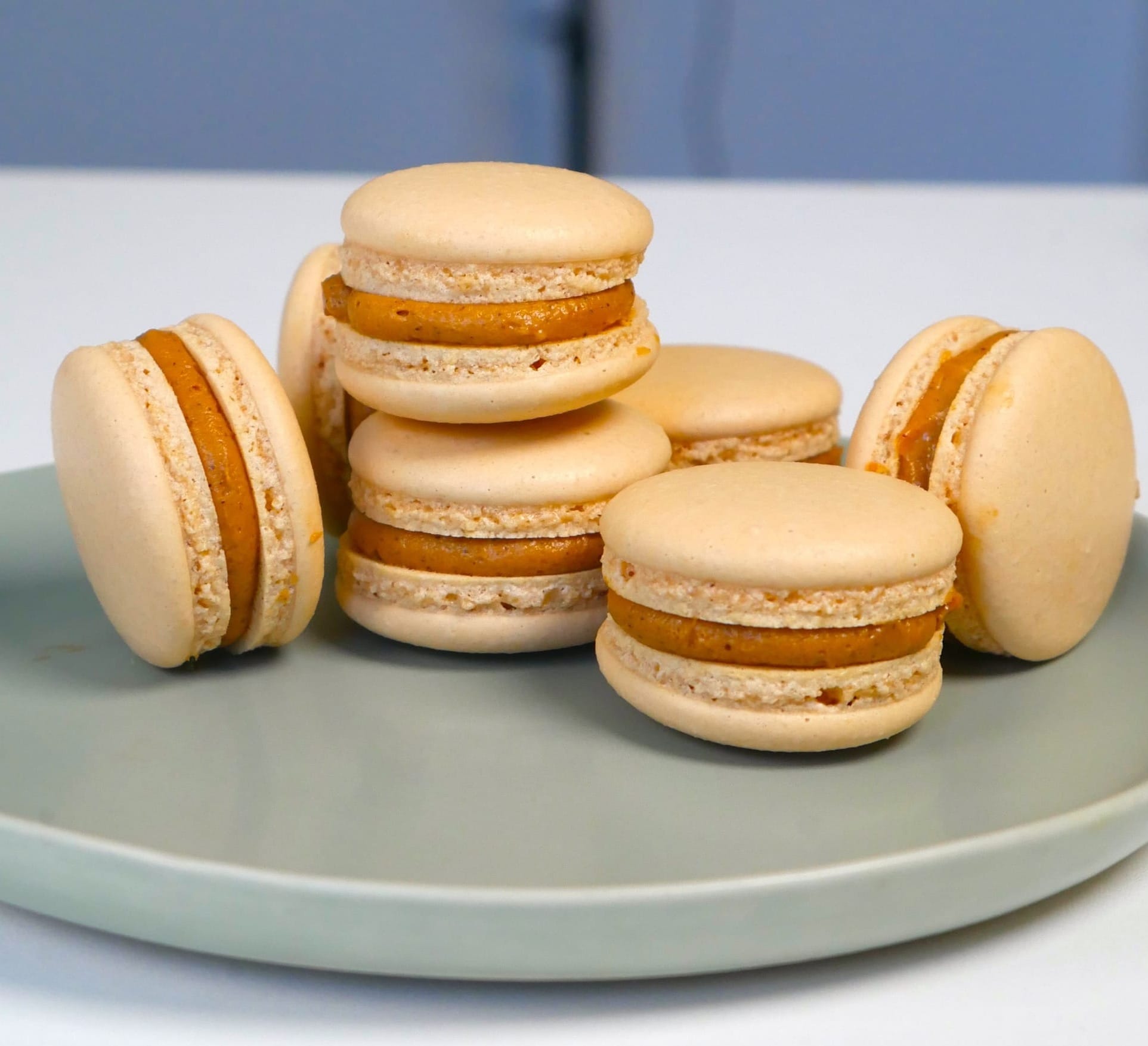 Chai Macaron
