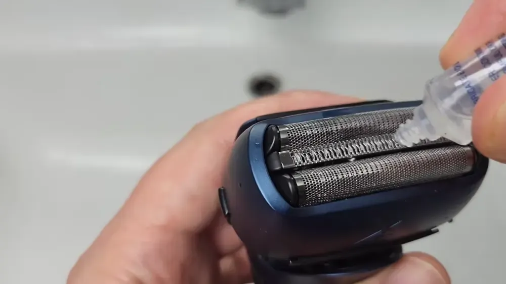 Panasonic ES-LT4B Review: Real Performance vs. Price — Shaving Advisor