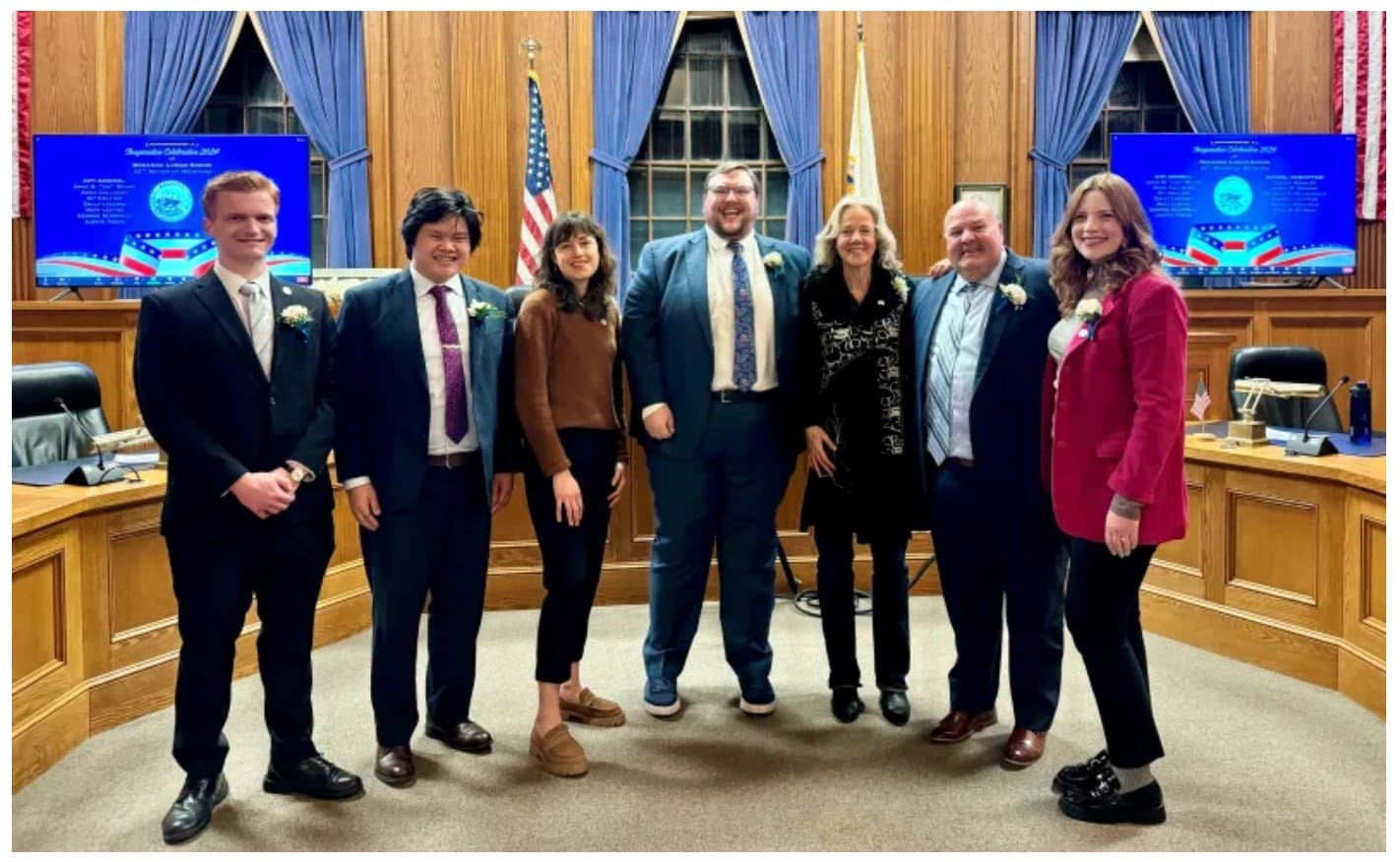 Council votes to change its composition in new Medford charter
