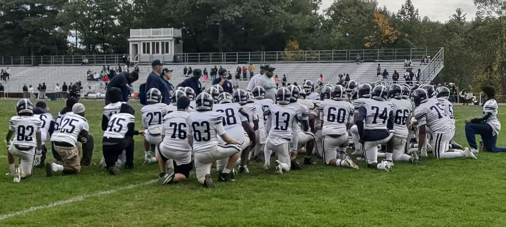 Medford High Football falls to Northeast Metro Tech 34-0 post image