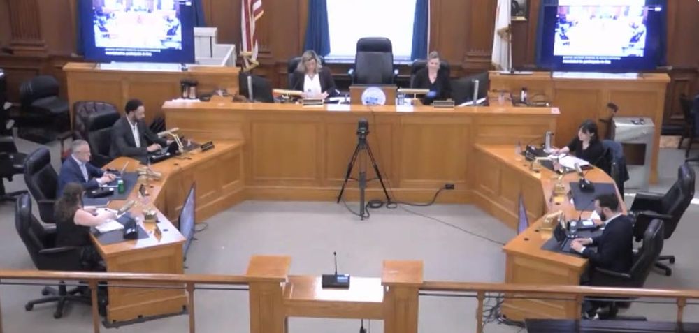 Medford schools say ‘no’ to School Choice, update policies for bullying, restraint language and new handbooks post image