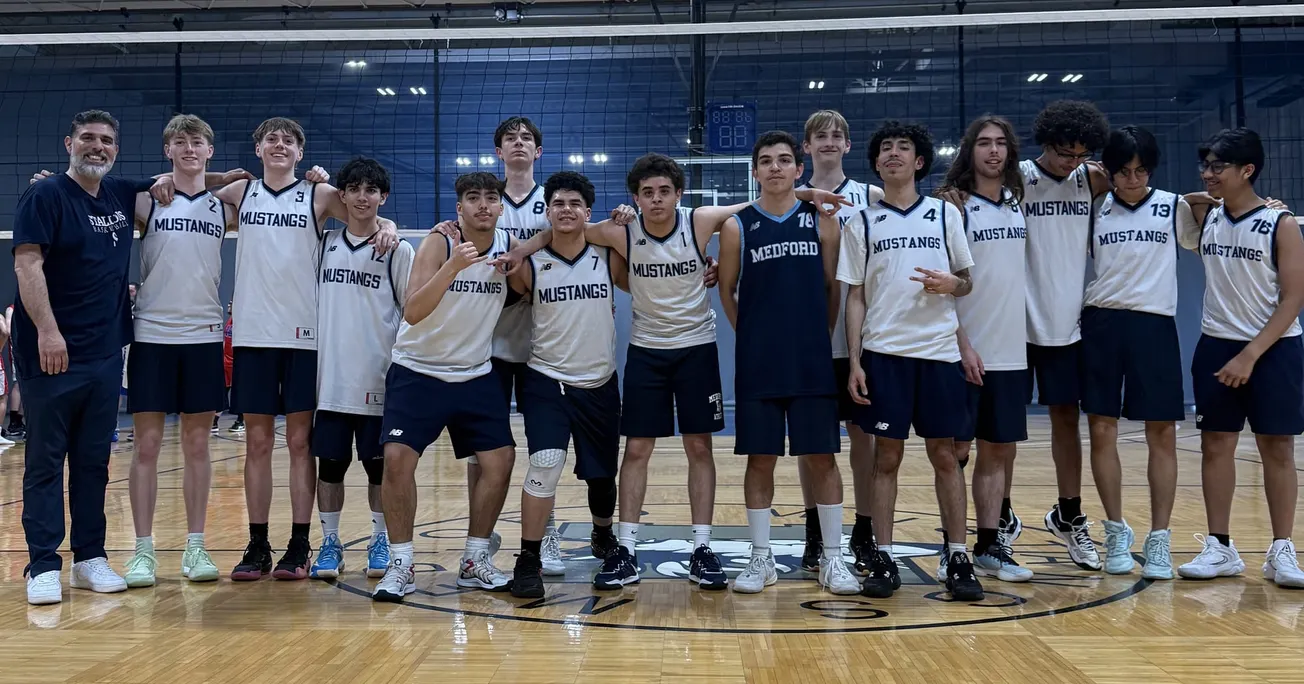 Medford boys volleyball bounce back with state tourney bid