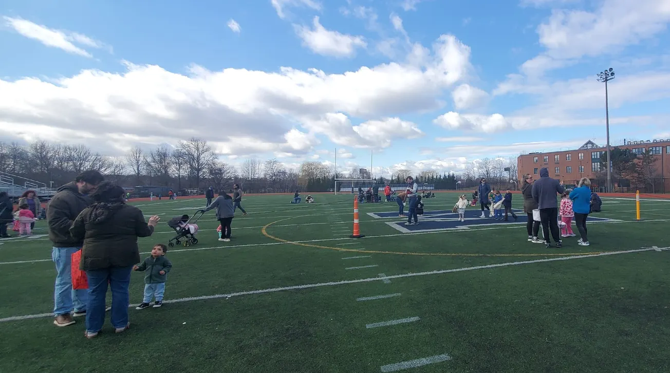 Medford’s annual Egg Dash brings families out to Hormel