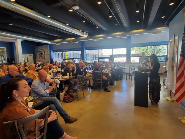 Medford Chamber of Commerce installs new officers, celebrates Citizen of the Year post image
