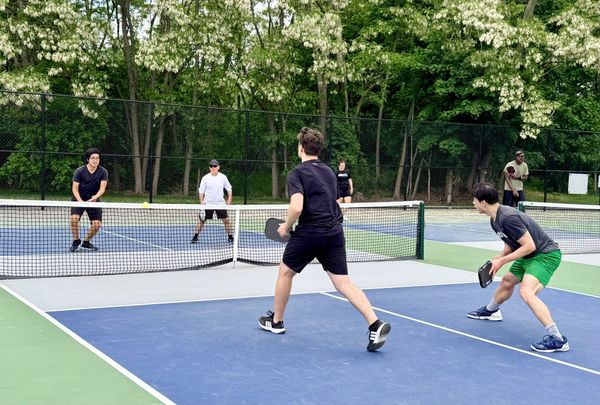 Pickleball craze catches on in Medford post image