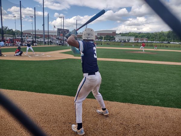 Medford High baseball falls to North Andover 8-1 in D1 prelims post image