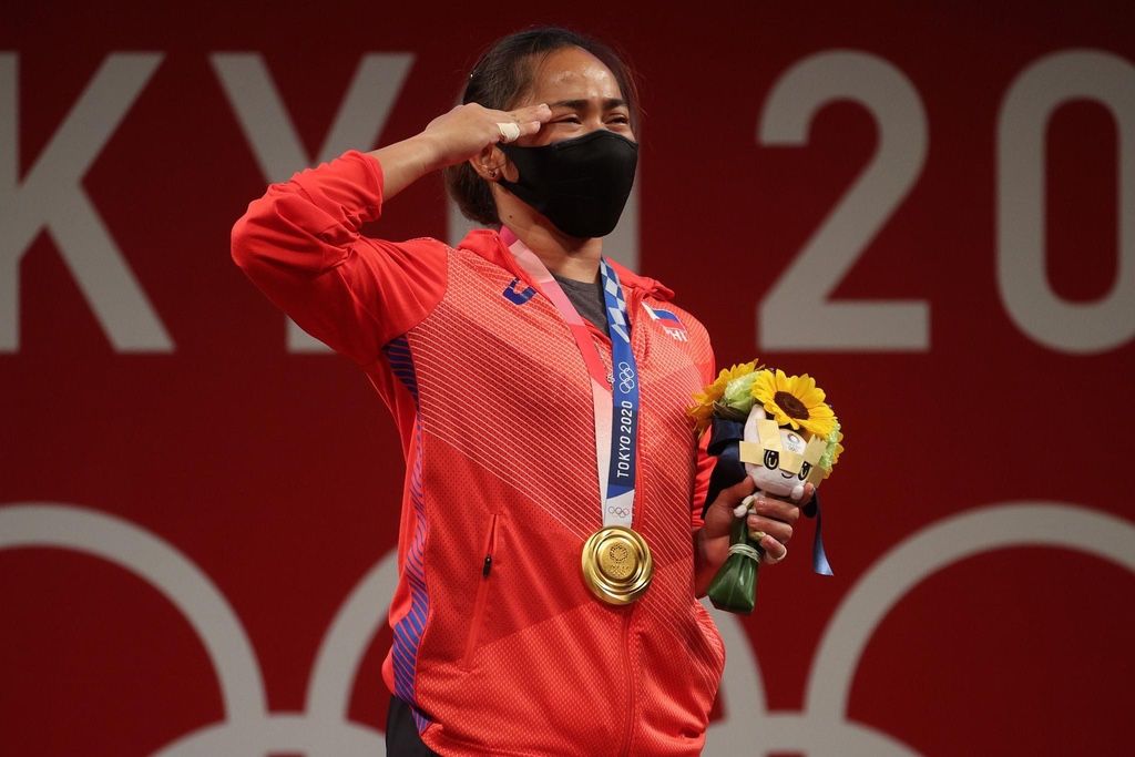Weightlifter Hidilyn Diaz Wins Philippines’ First-Ever Olympic Gold