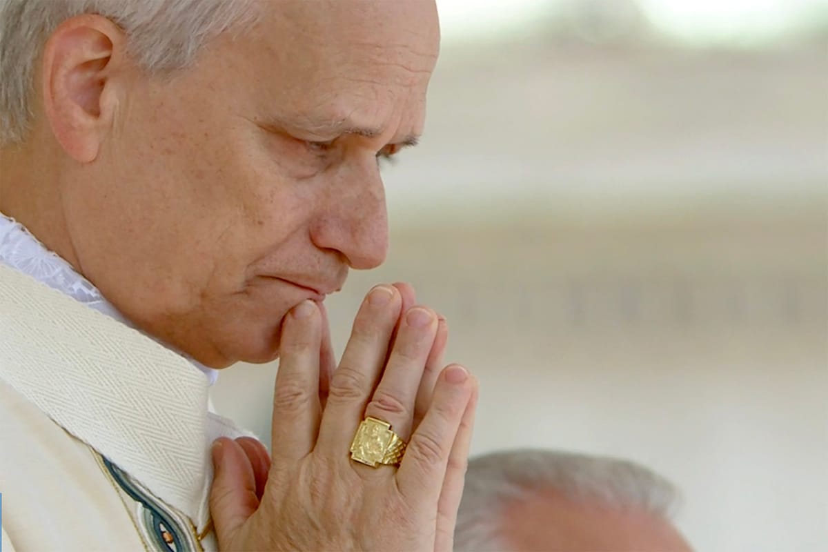 Philippines, Japan Welcome Pope Leo XIV as New Pontiff