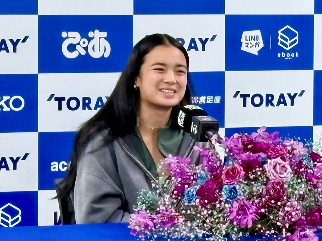 Eala Reaches Tokyo Quarterfinals as Filipino Fans Cheer Her On