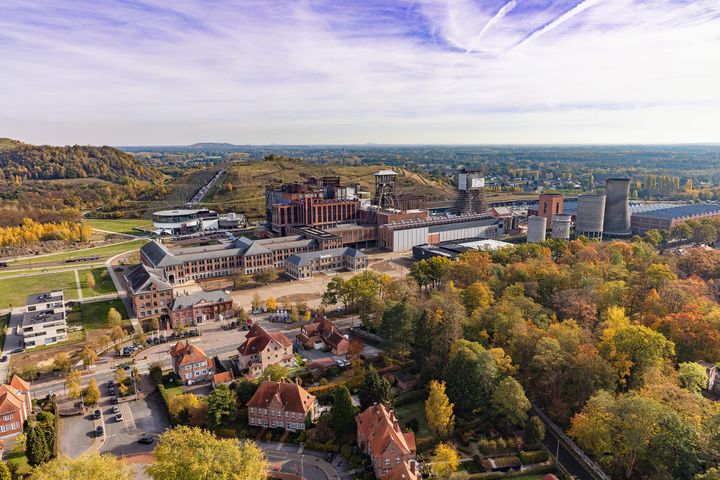 Be-MINE in Beringen. De voormalige mijngebouwen kregen een geheel nieuwe invulling - Visit Limburg
