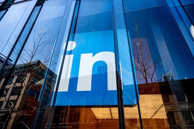4.3 Billion Work Profiles Exposed: Scammers Now Know Where You Work