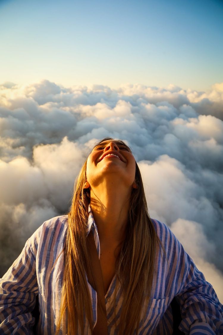 Consciente & Caótica: Cómo vivir con intención, incluso cuando no todo está claro ?