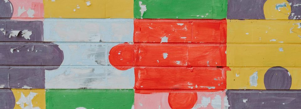 多邻国英语测试高分必备：20个关键动词短语（含例句）