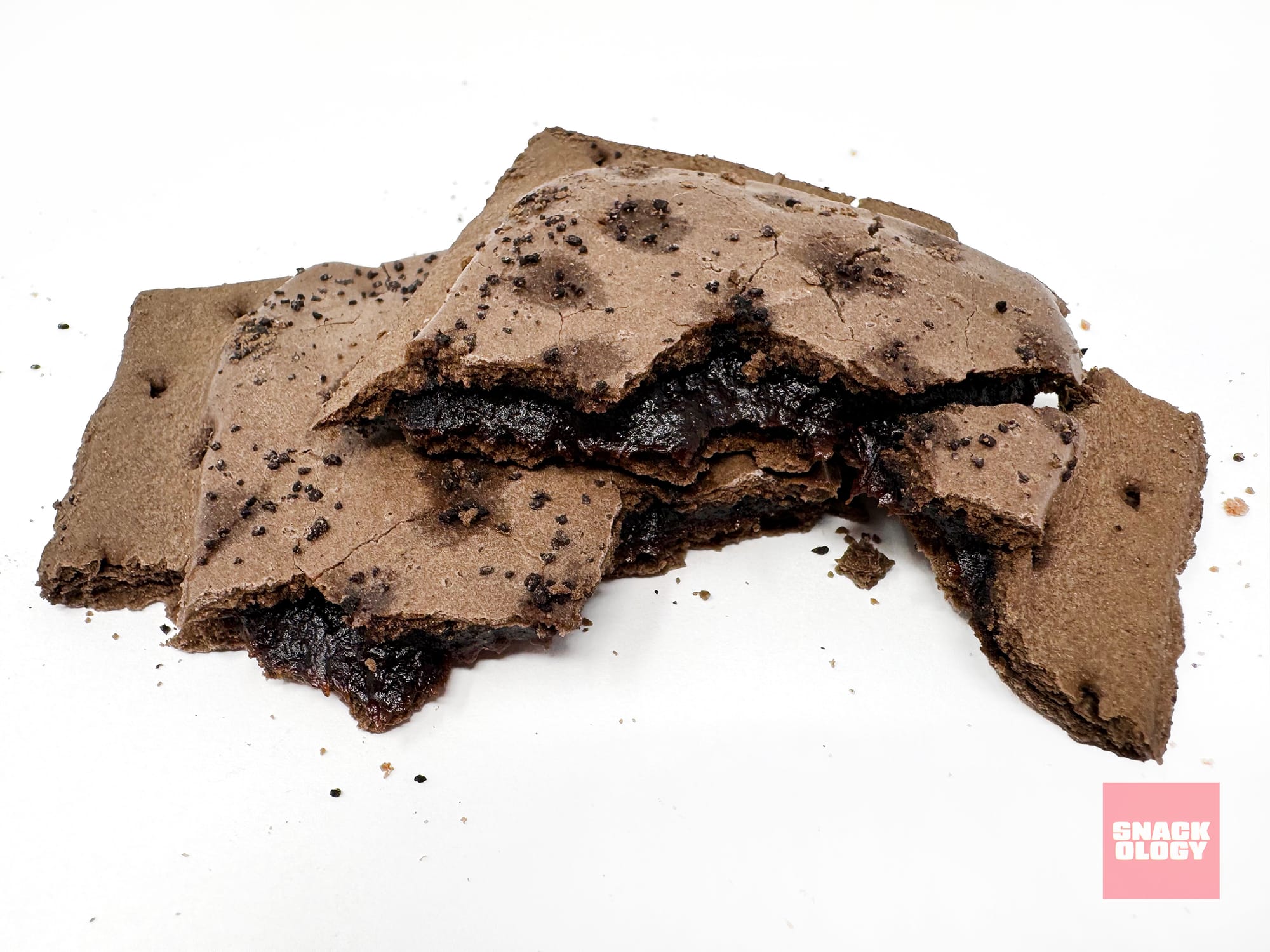 Pop-Tarts Super Stuffed Molten Lava Cake