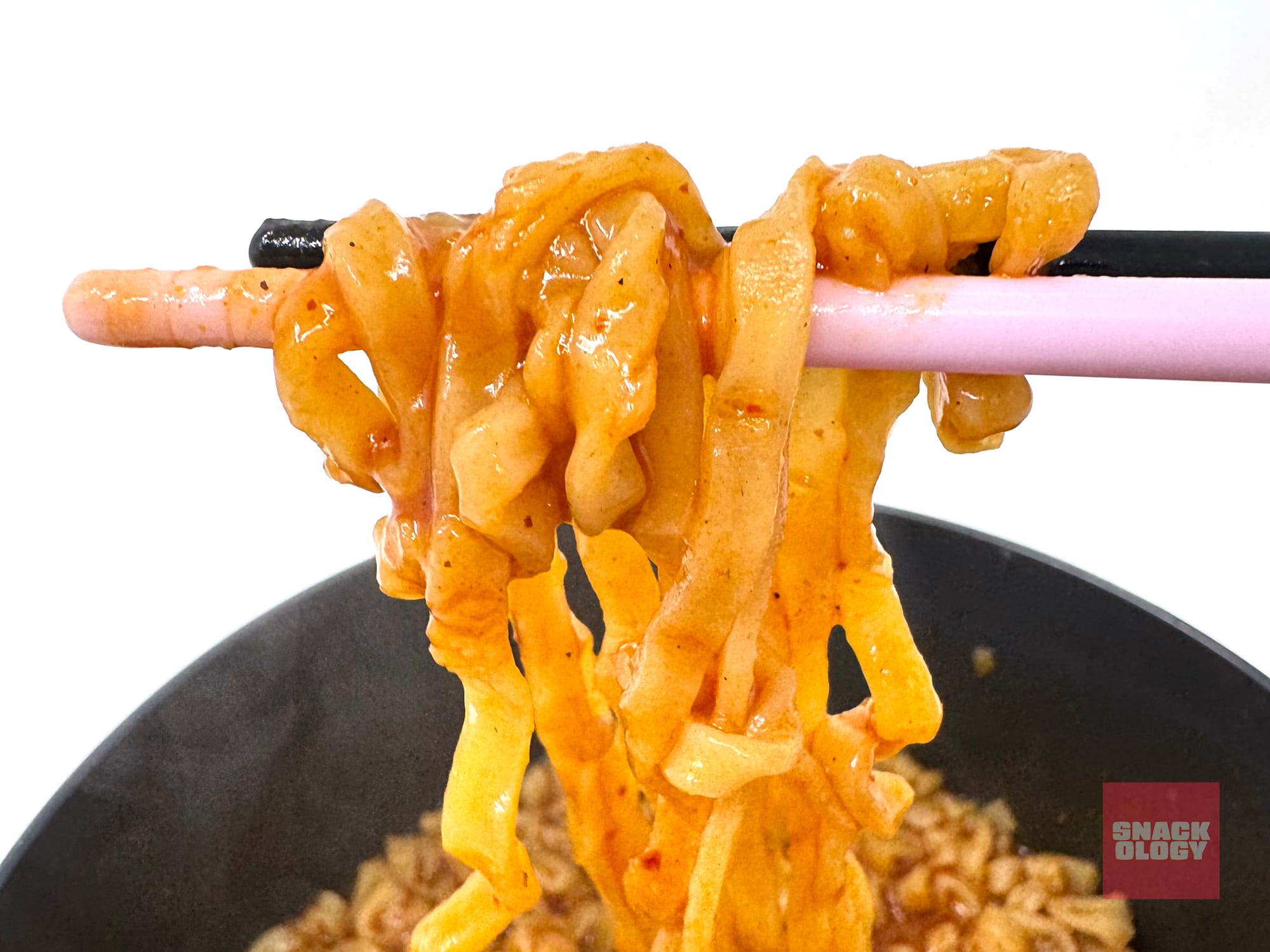 Nissin Geki Spicy Carbonara Chicken