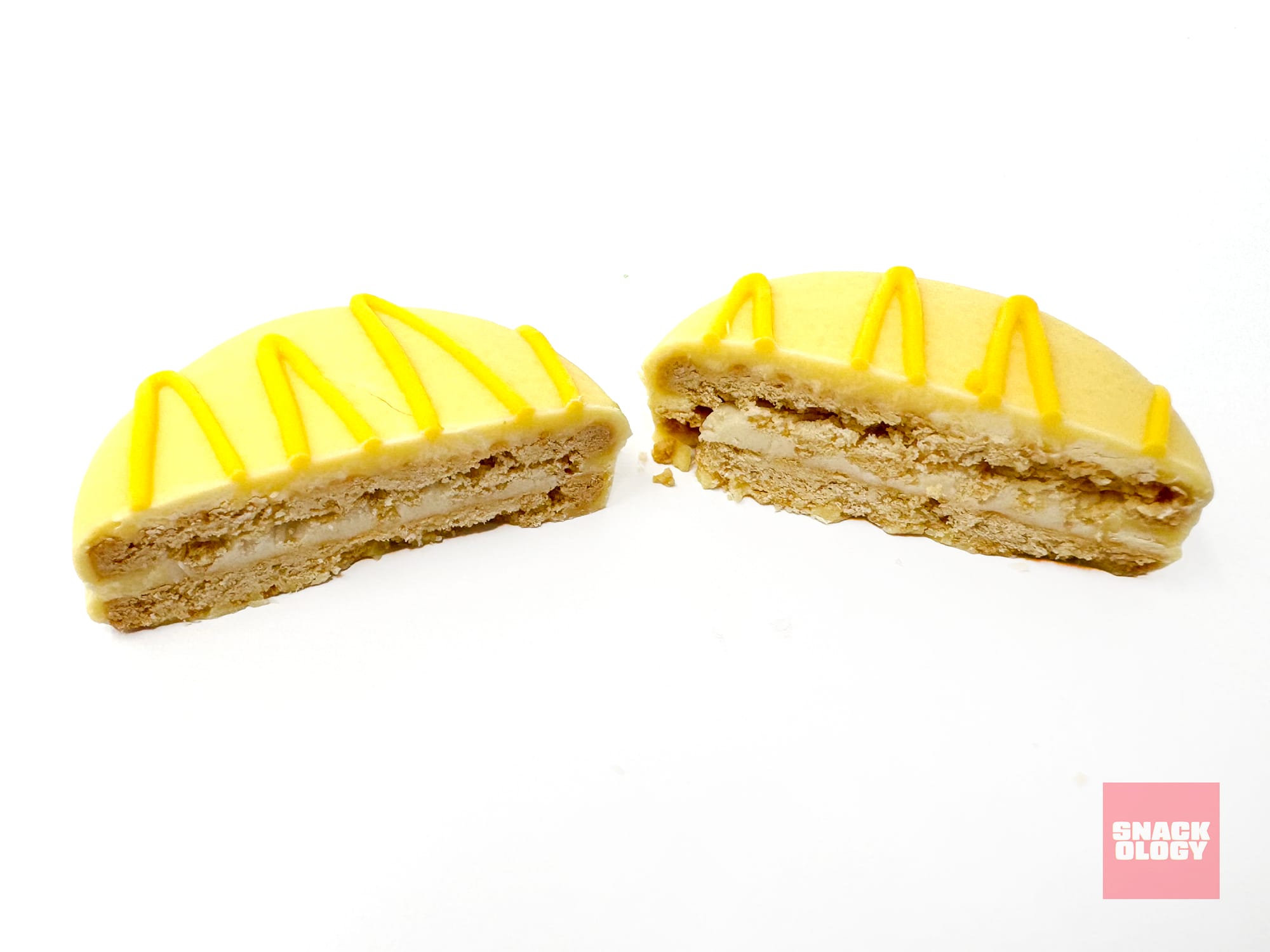 Hot Honey Cornbread Oreo