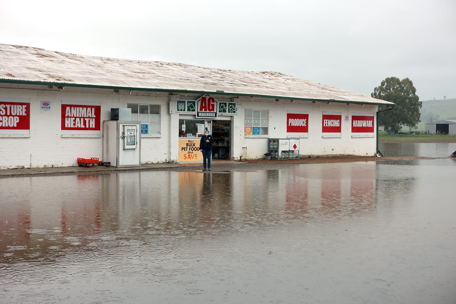 Heavy rain saturates the Upper Murray