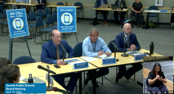Issue 29 -- SPS Rolls Out Districtwide Cellphone Policy