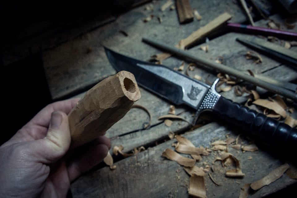 Romanian Steel knife I used for carving