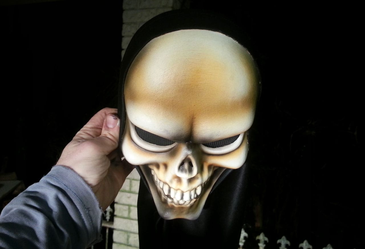 The mask from above under bright lighting for reference 