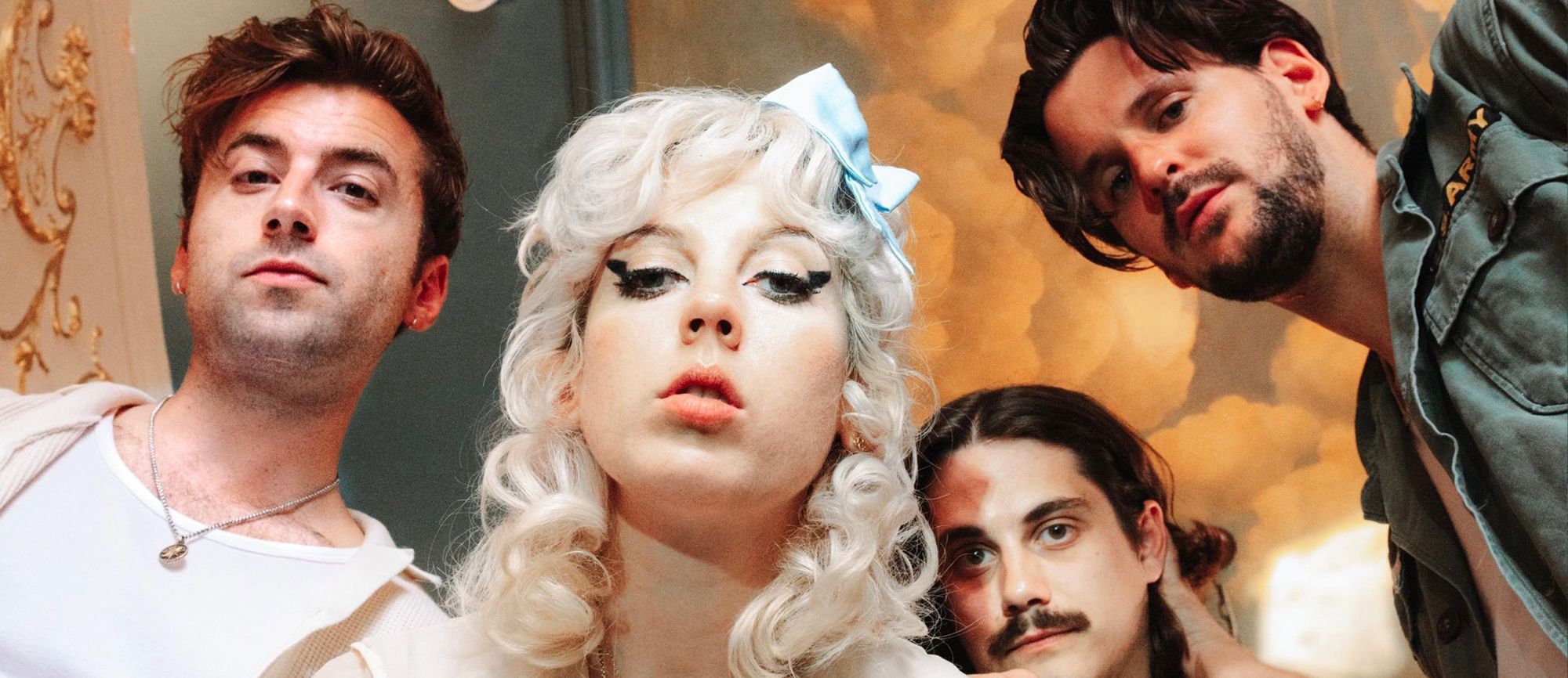 Recounting: A Fistful of Peaches by Black Honey