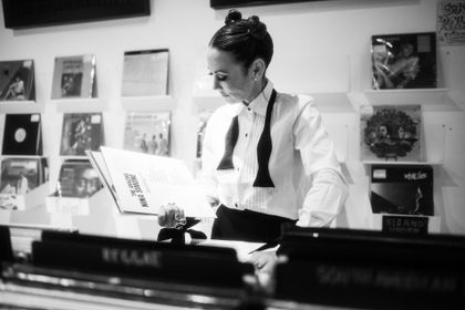 Shoplifting with Amanda Shires