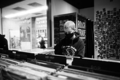 Shoplifting with Barrie