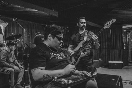 On The Rise: Thee Sinseers