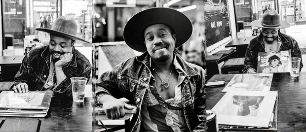 Shoplifting with Durand Jones