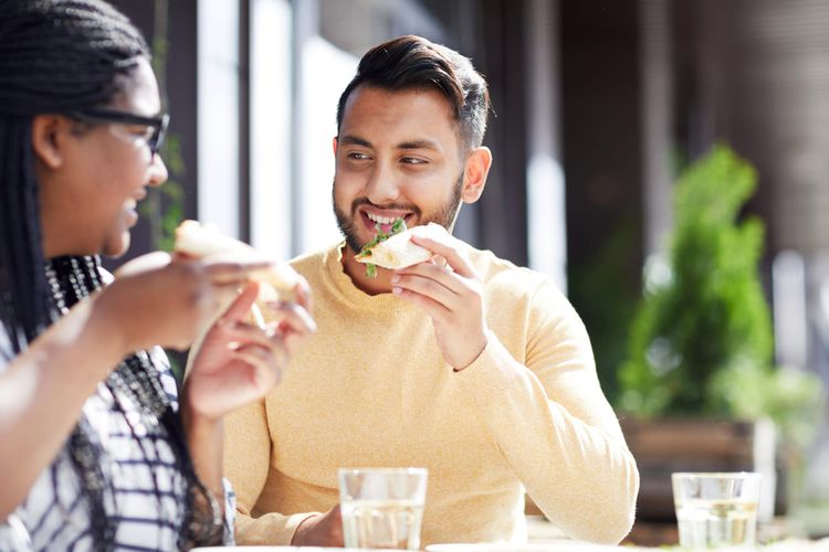 Stress-Free Eating: How to Stay Nourished Even on Your Busiest Days