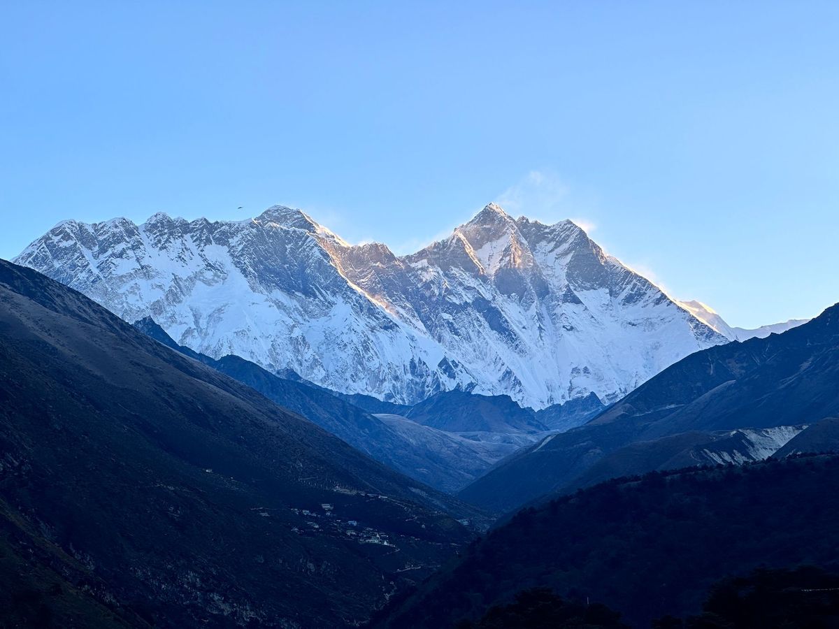 Destination Dengboche. Crossing 14,000 ft