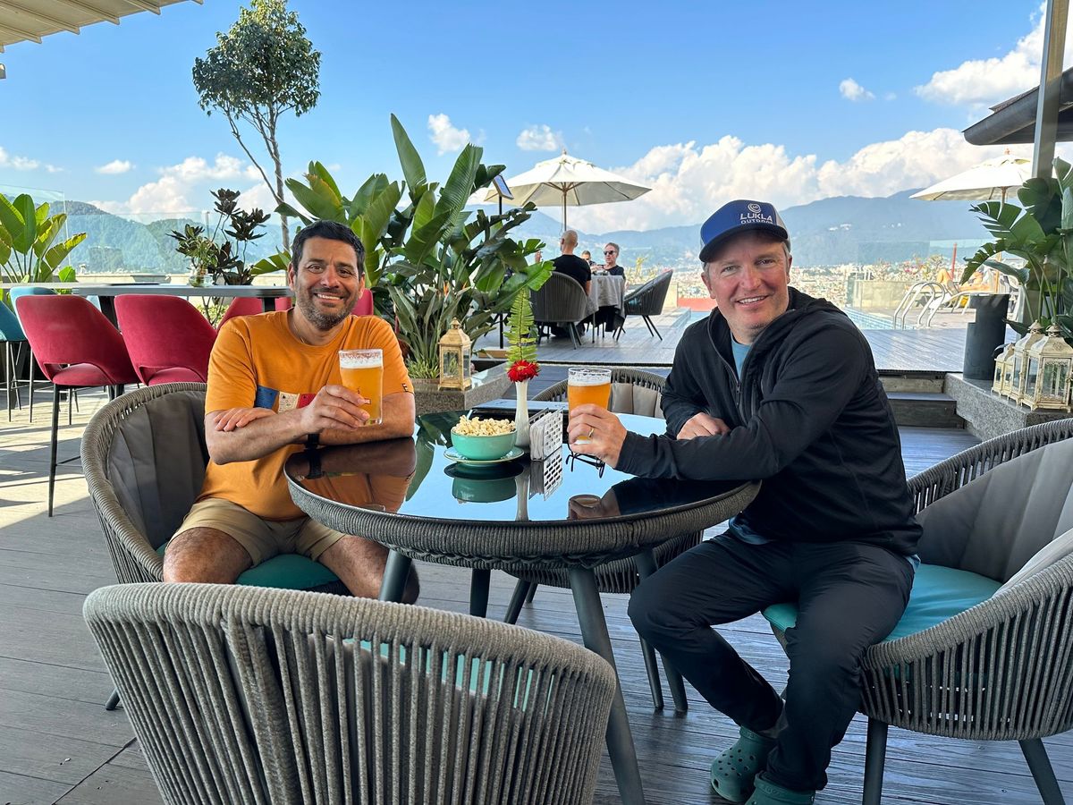 Cowboy & Indian: few more hours in Kathmandu together