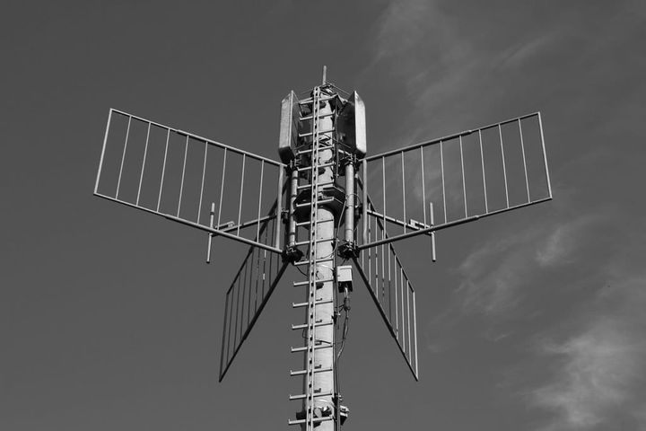 DOD’s private 5G strategy emphasizes tailored networks for military advantage