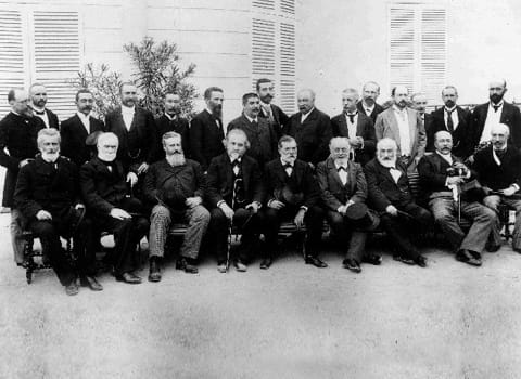  CPGM, 1875 pose for photo in front of Pavillon de Breteuil, Paris. Photo Cred:  Horizon-Magazine.eu  